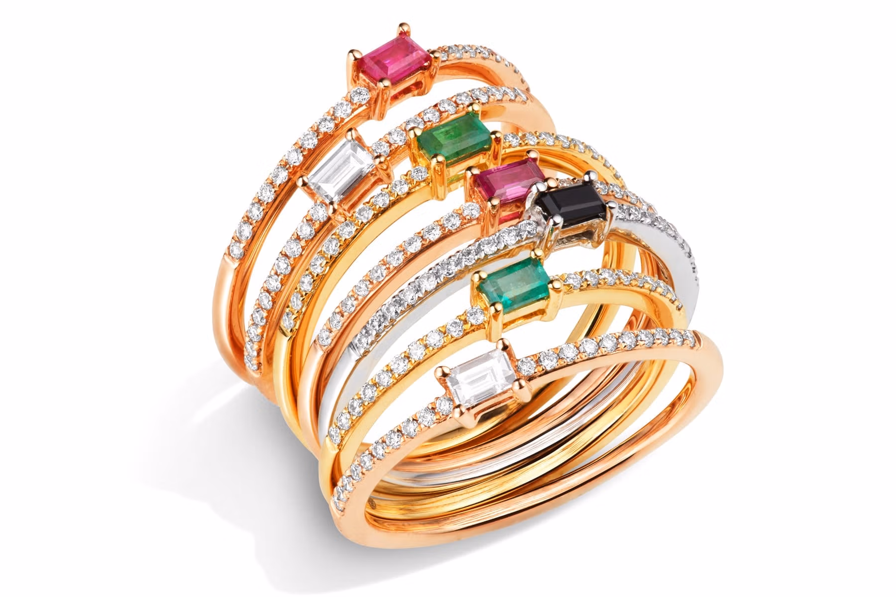 Packshot joaillerie bagues or rose, diamant, saphir, rubis, émeraude