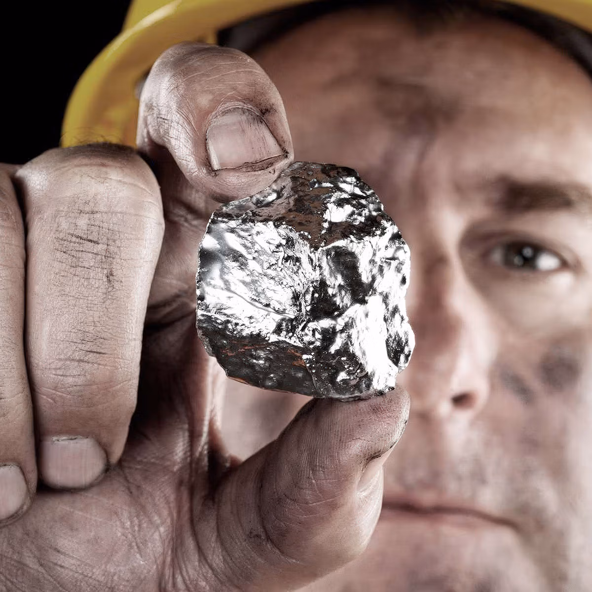 Pépite d'argent natif - Plus rare que l'or Pépite d'argent natif - Plus rare que l'or